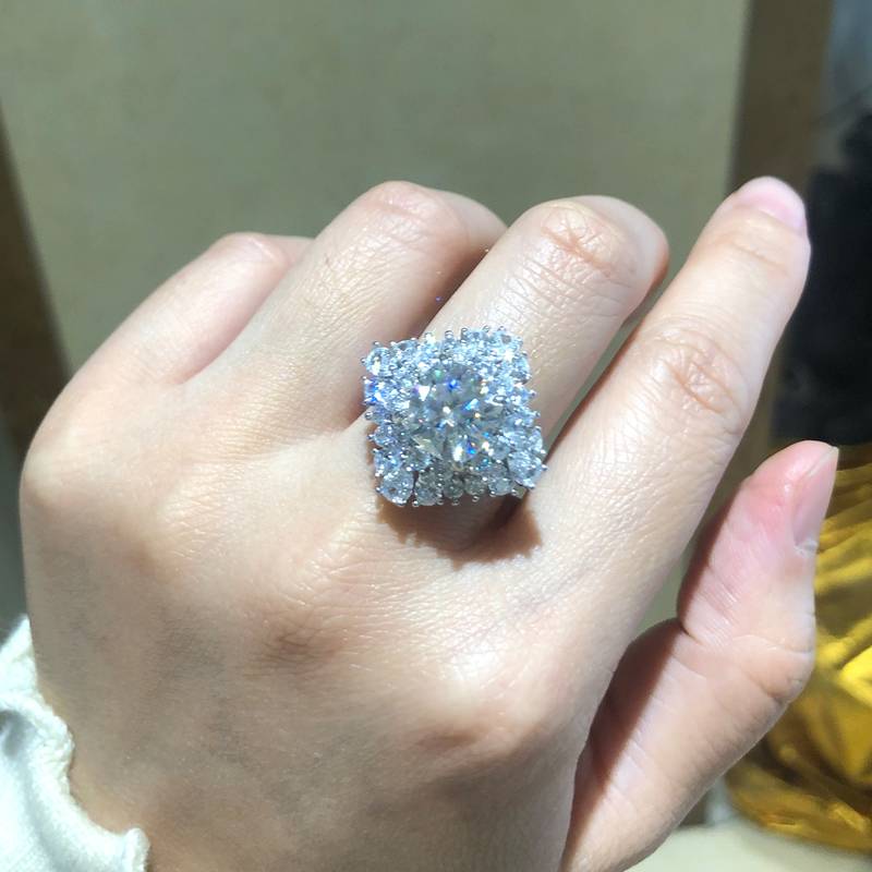 豪华款枕形钻Women's RingS925银镀白金定制选款主石Moissanite3.5ct/副石高碳钻